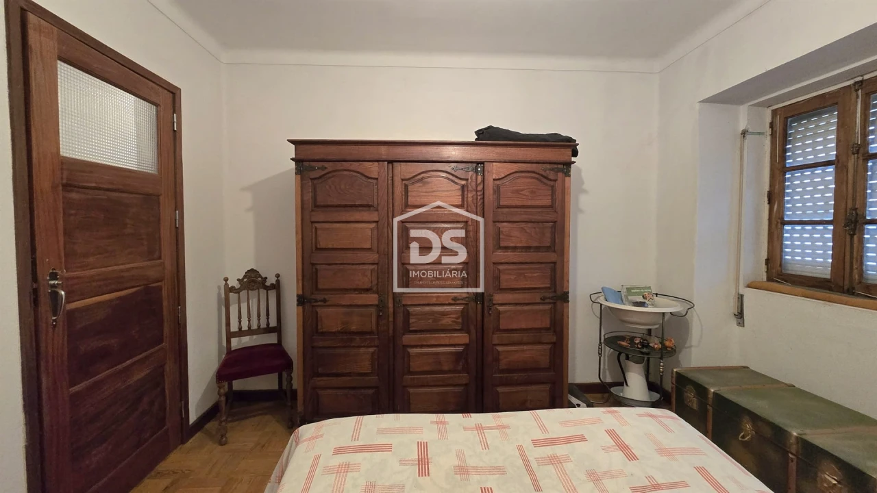 Moradia T4 para Venda em Moimentinha Foto 30