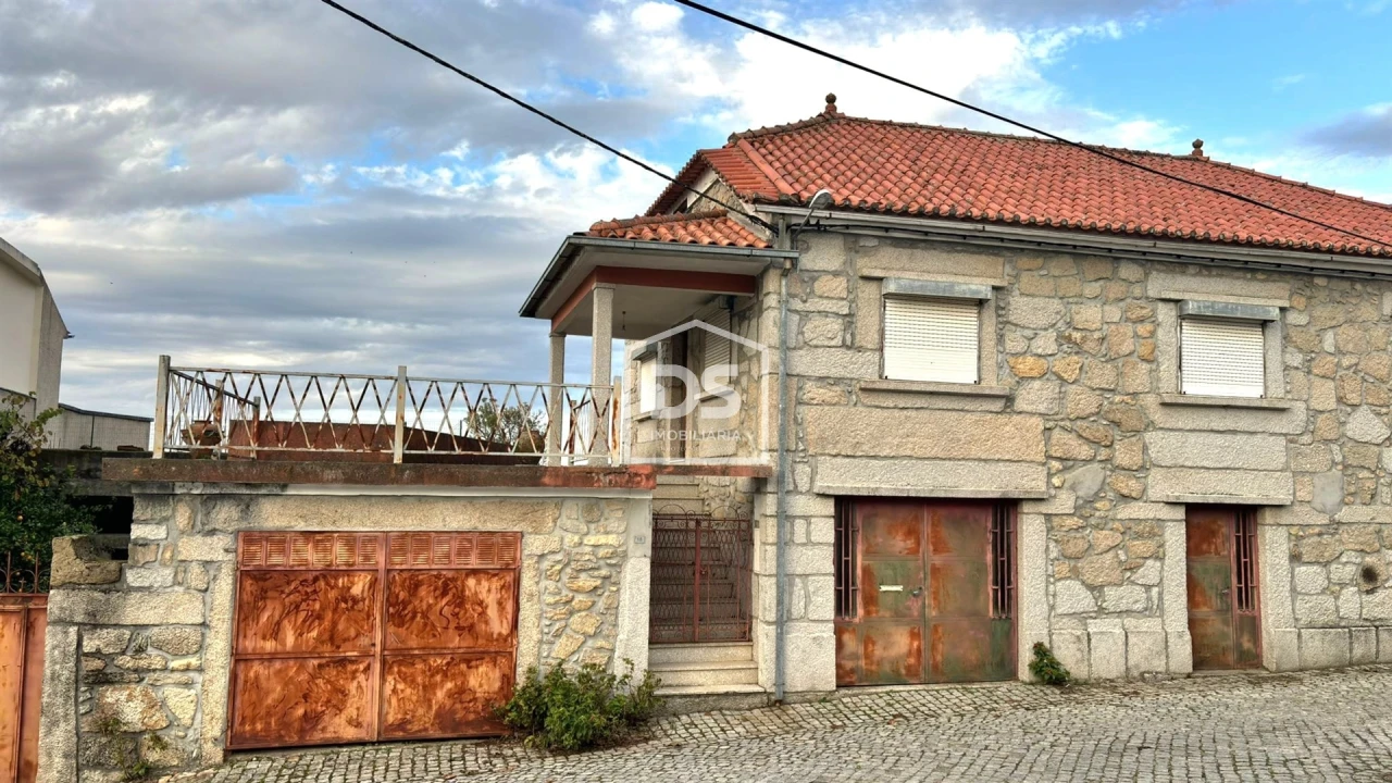 Moradia T4 para Venda em Moimentinha Foto 17