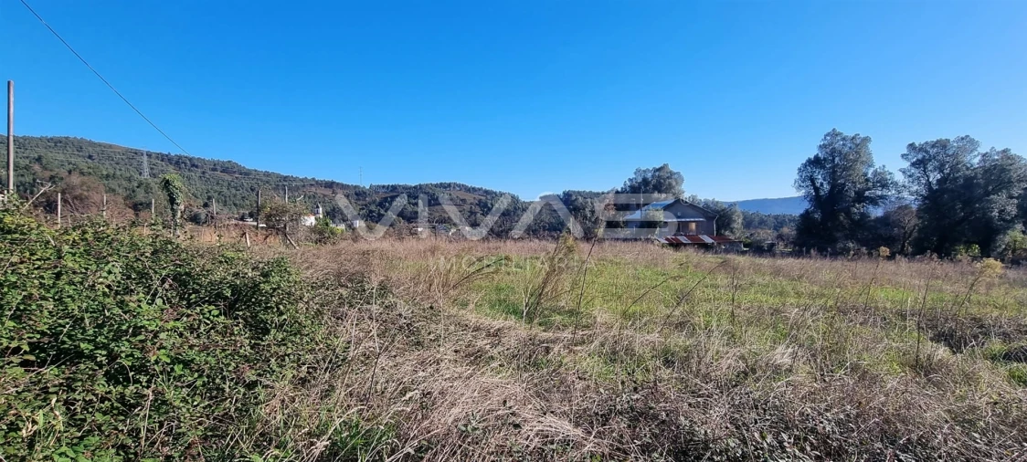 Terreno para Venda em Dossãos Foto 3