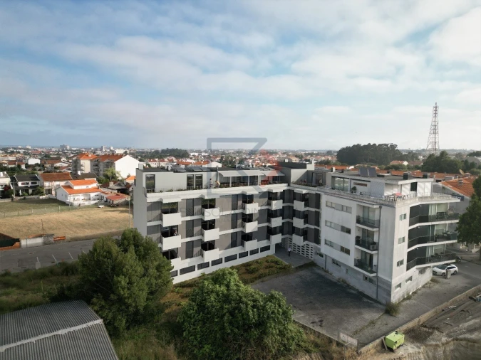 Apartamento T1 para Venda em São Bernardo Foto 6