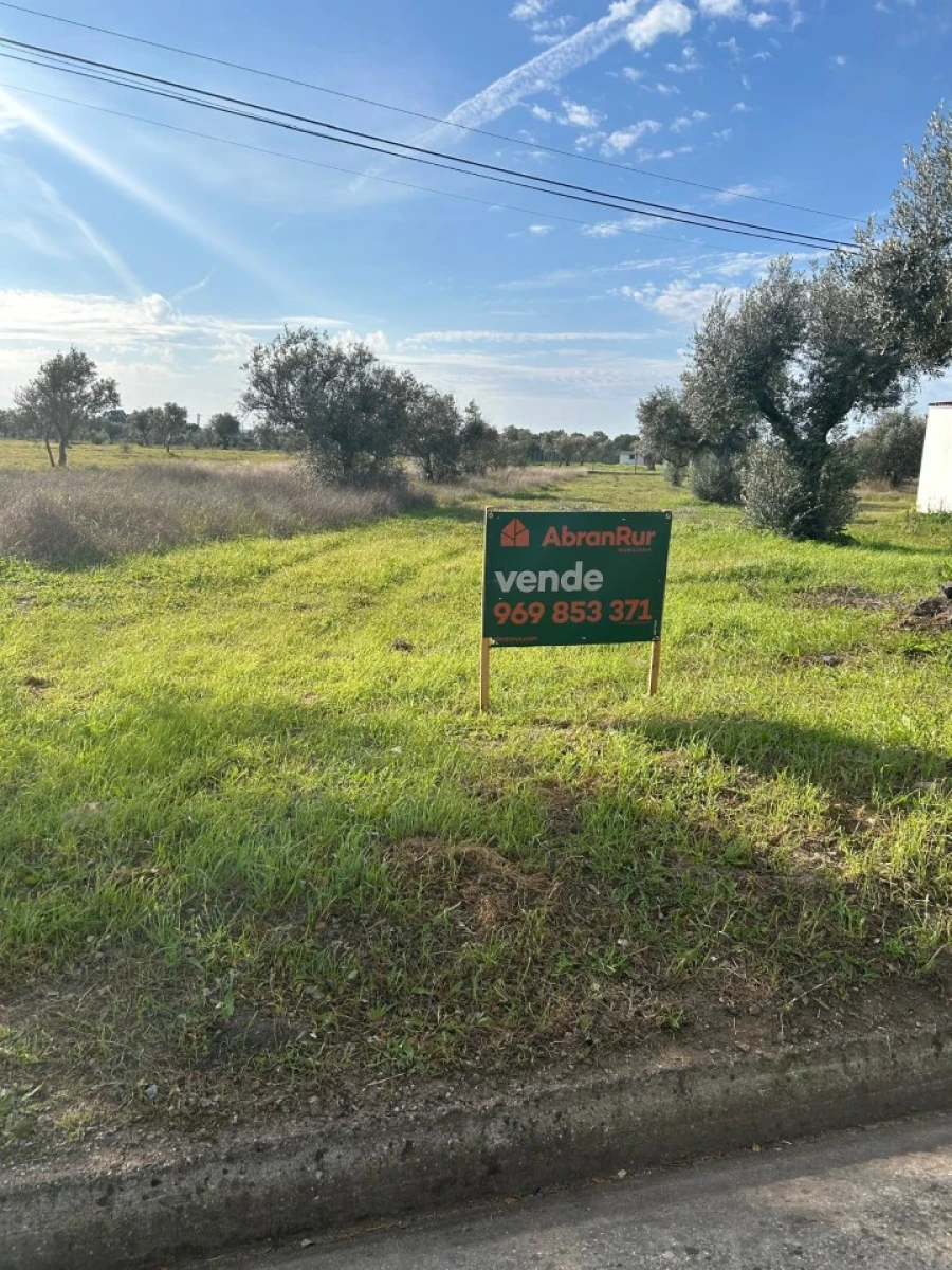 Terreno para Venda em Pego Foto 1