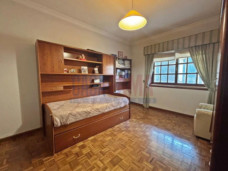 Moradia T4 para Venda em Bougado (São Martinho e Santiago) Foto 23