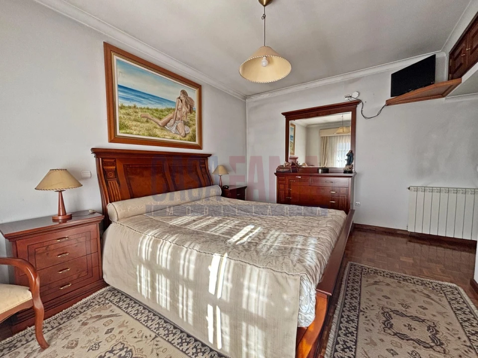 Moradia T4 para Venda em Bougado (São Martinho e Santiago) Foto 24