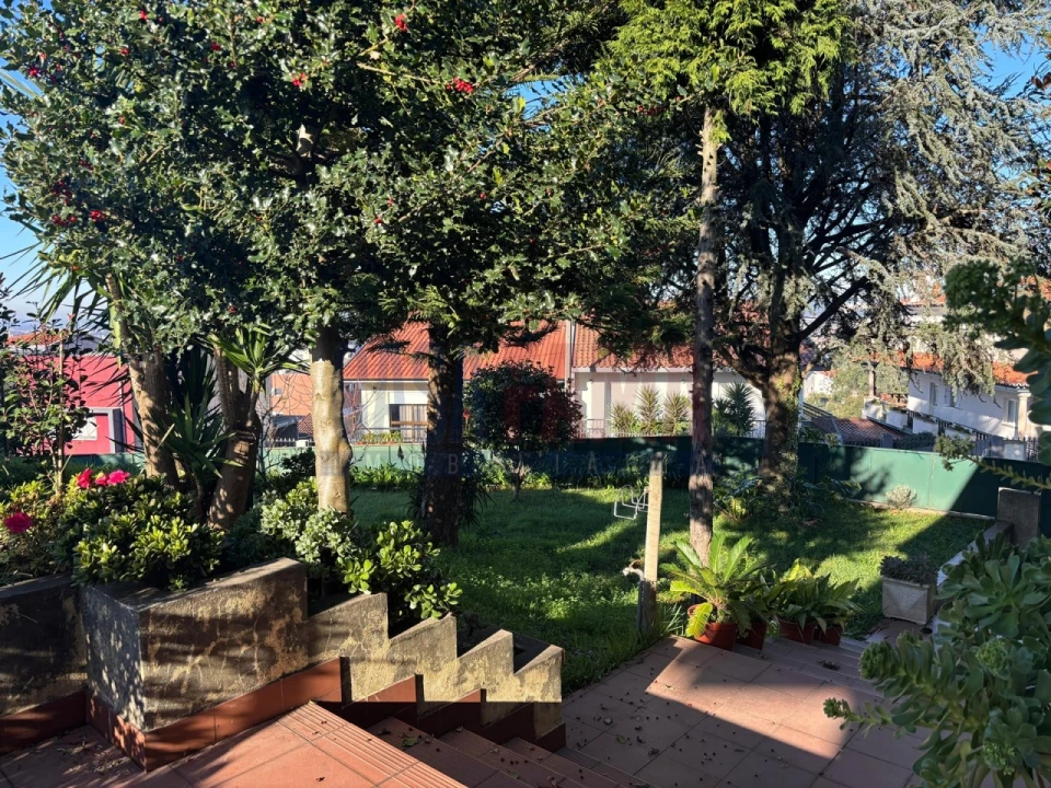 Moradia T4 para Venda em Bougado (São Martinho e Santiago) Foto 37