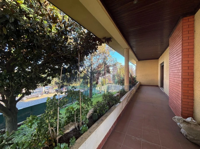 Moradia T4 para Venda em Bougado (São Martinho e Santiago) Foto 4