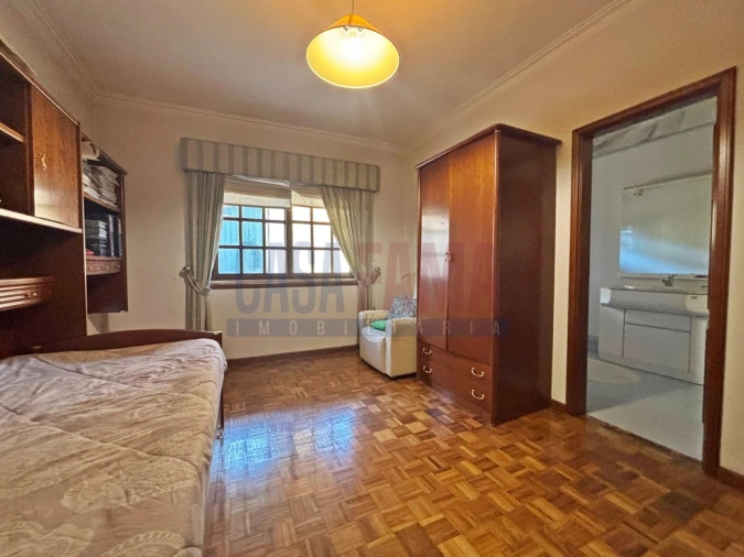 Moradia T4 para Venda em Bougado (São Martinho e Santiago) Foto 22