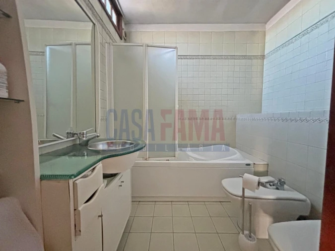 Moradia T4 para Venda em Bougado (São Martinho e Santiago) Foto 26