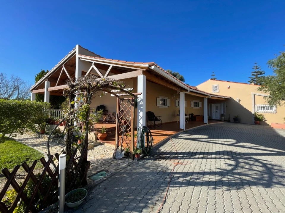 Quinta T4 para Venda em Sesimbra (Castelo) Foto 2