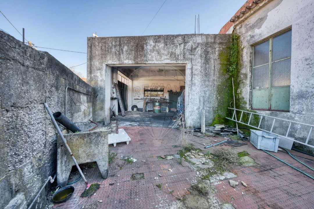 Moradia T1 para Venda em Almoster Foto 14