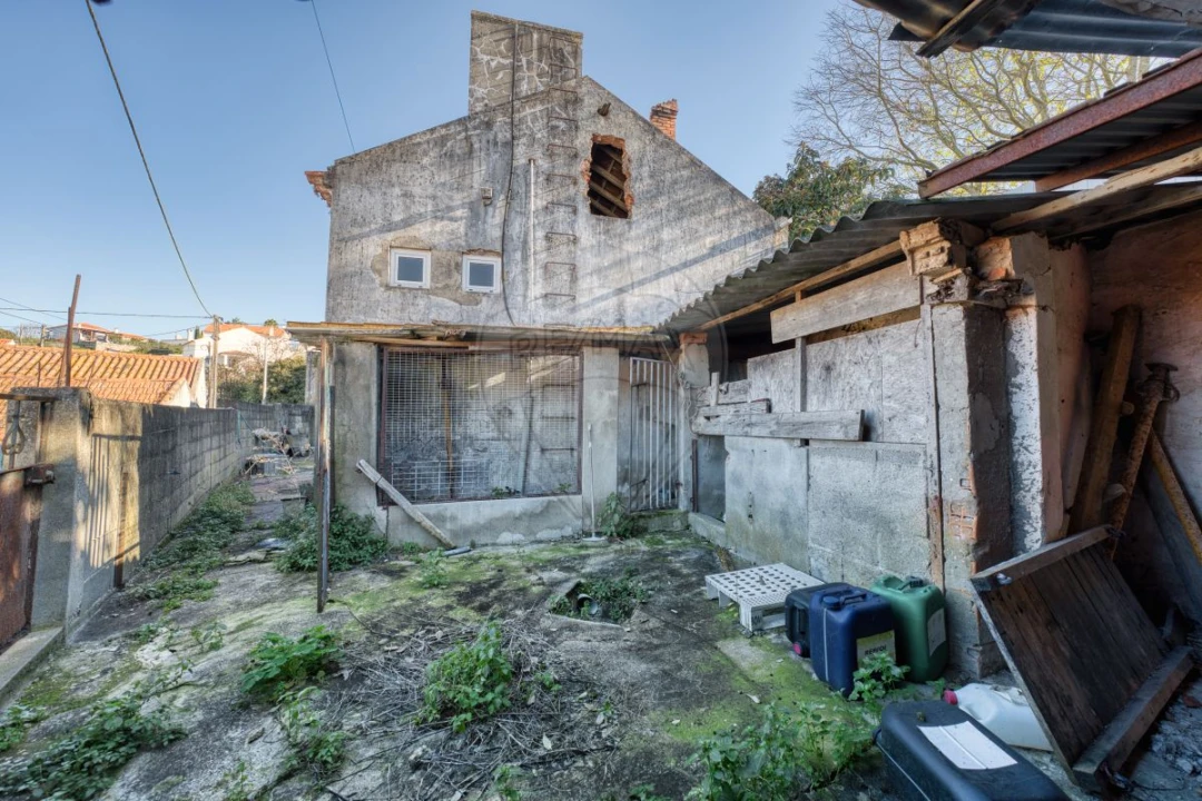 Moradia T1 para Venda em Almoster Foto 20