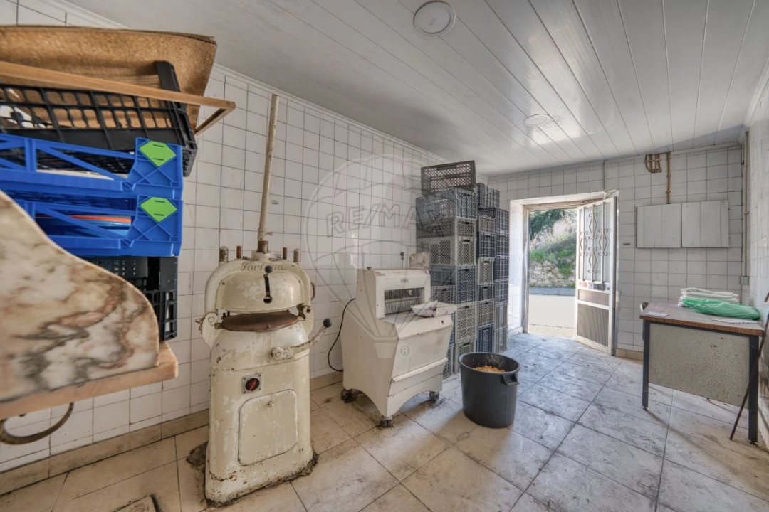 Moradia T1 para Venda em Almoster Foto 36