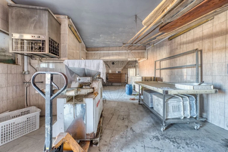 Moradia T1 para Venda em Almoster Foto 9