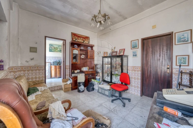 Moradia T1 para Venda em Almoster Foto 24