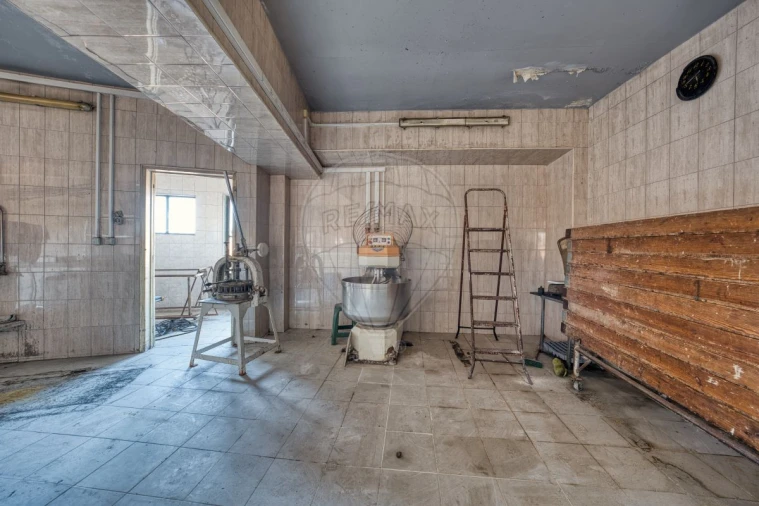 Moradia T1 para Venda em Almoster Foto 5