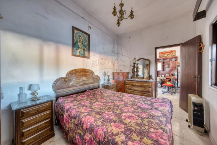 Moradia T1 para Venda em Almoster Foto 27