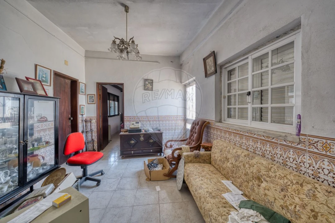 Moradia T1 para Venda em Almoster Foto 25