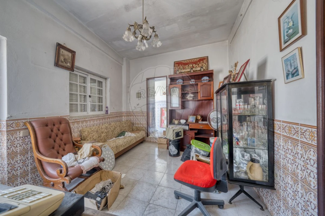 Moradia T1 para Venda em Almoster Foto 23