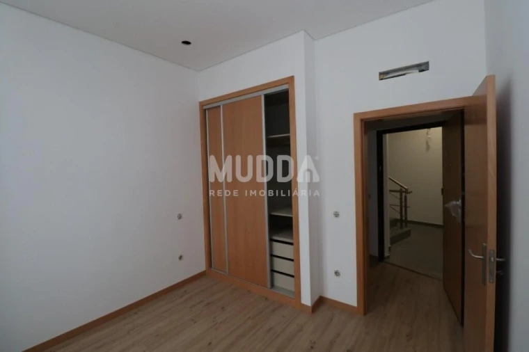 Apartamento T2 para Venda em Ovar, São João, Arada e São Vicente de Pereira Jusã Foto 3