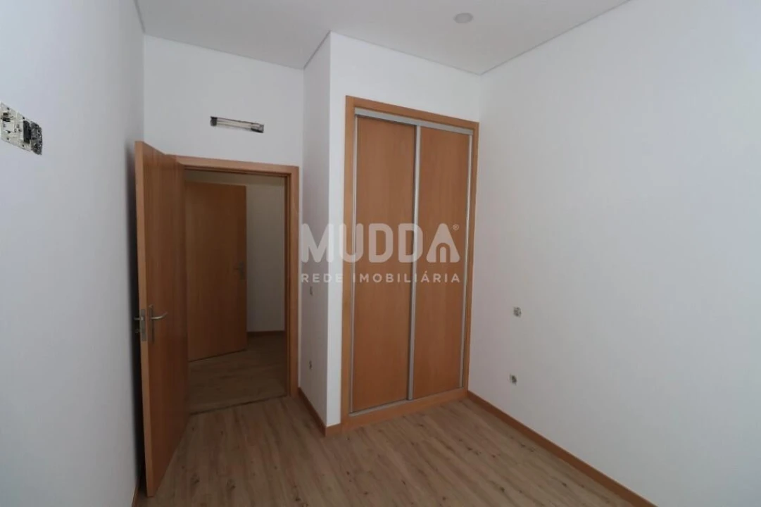 Apartamento T2 para Venda em Ovar, São João, Arada e São Vicente de Pereira Jusã Foto 2