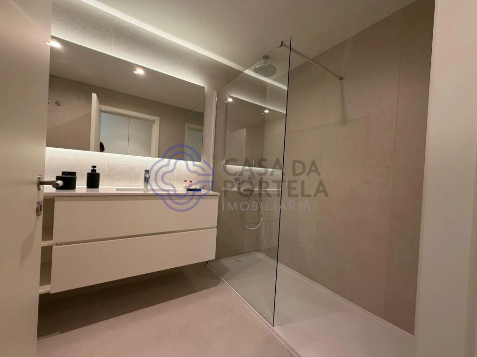Apartamento T3 para Venda em Santa Marinha e São Pedro da Afurada Foto 12