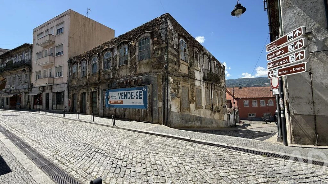 Prédio para Venda em Peso da Régua e Godim Foto 4
