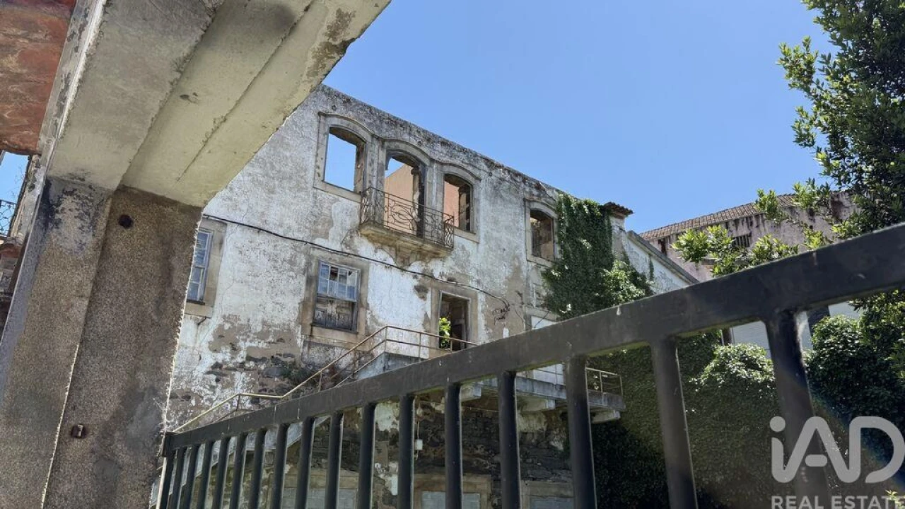 Prédio para Venda em Peso da Régua e Godim Foto 30