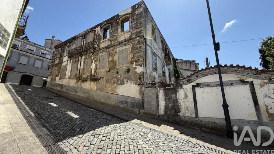 Prédio para Venda em Peso da Régua e Godim Foto 28