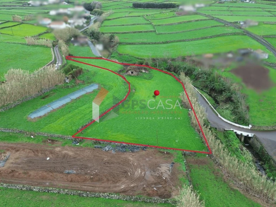 Moradia T2 para Venda em Vila Nova Foto 3