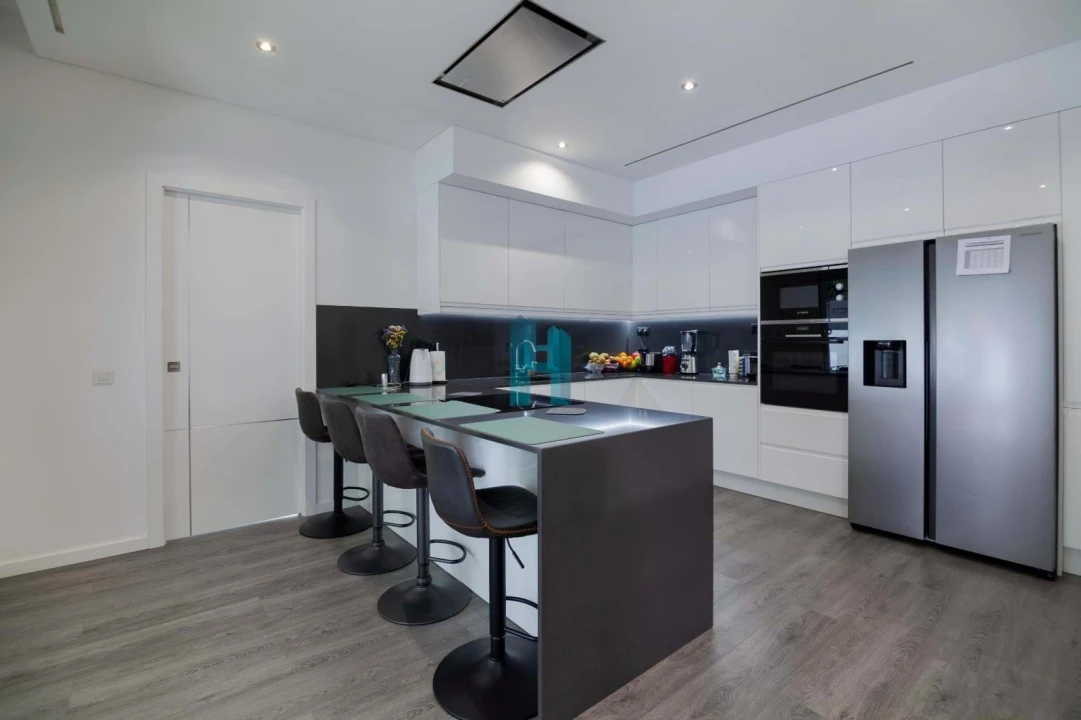 Moradia T4 para Venda em Portimão Foto 6