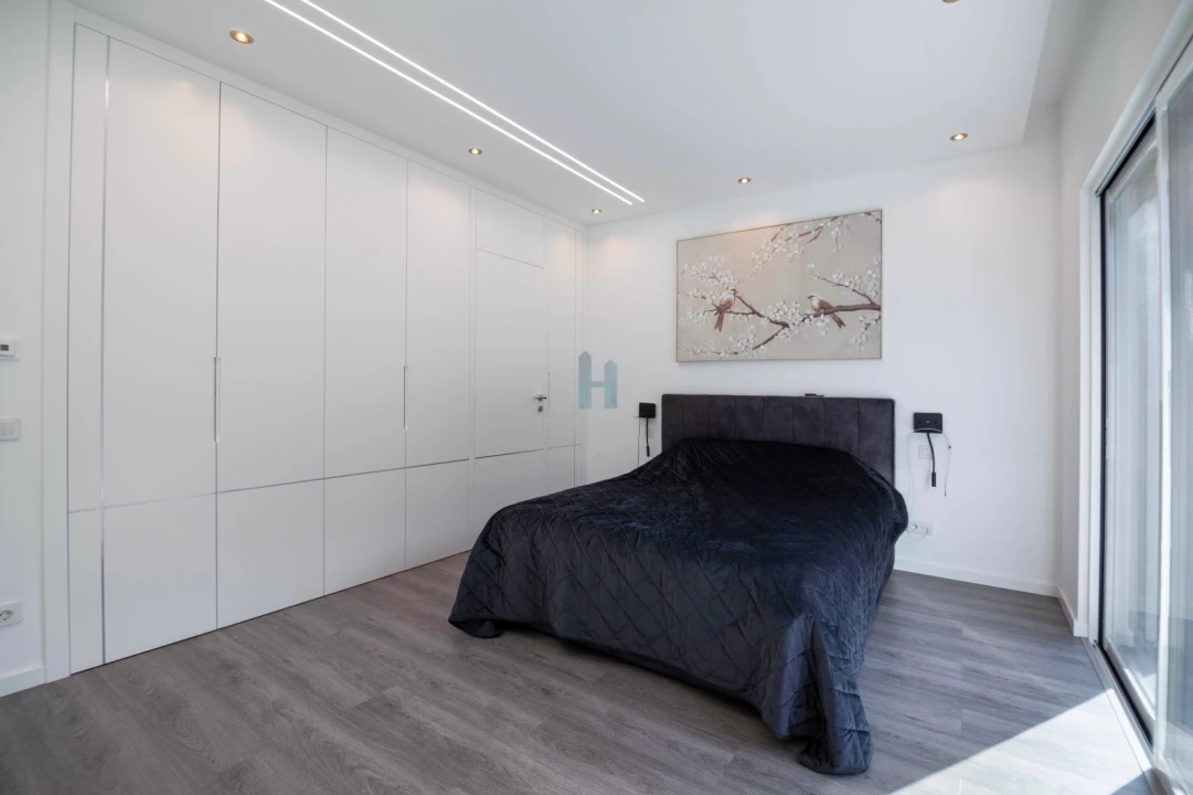 Moradia T4 para Venda em Portimão Foto 9