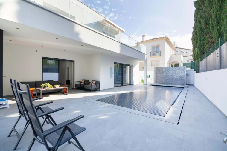 Moradia T4 para Venda em Portimão Foto 2