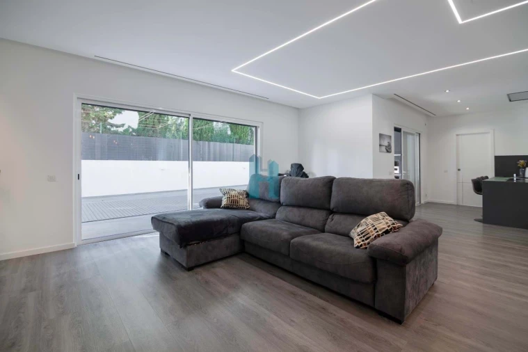 Moradia T4 para Venda em Portimão Foto 7