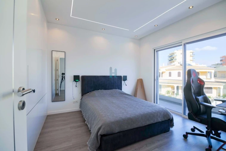 Moradia T4 para Venda em Portimão Foto 15