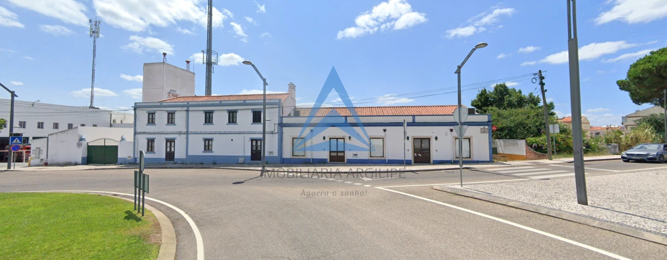 Negócio para Venda em Vila Nova da Barquinha Foto 1