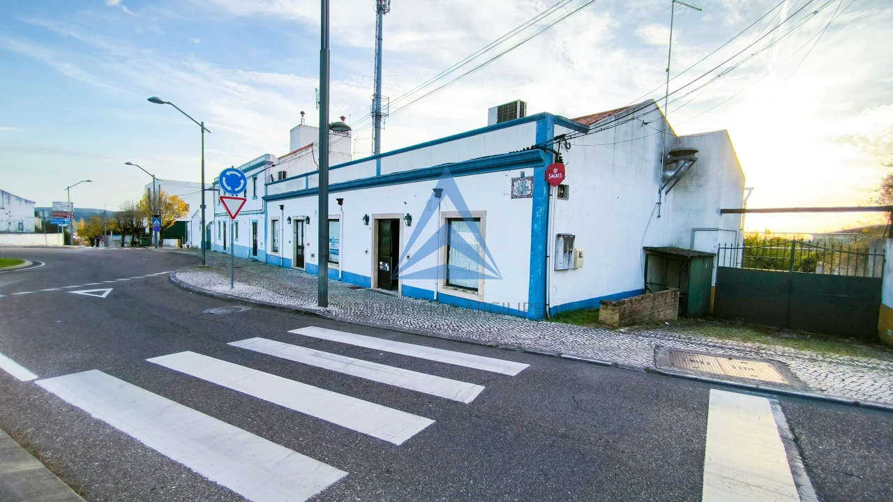 Negócio para Venda em Vila Nova da Barquinha Foto 3
