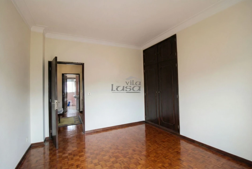 Moradia T4 para Venda em Cedofeita, Santo Ildefonso, Sé, Miragaia, São Nicolau e Vitória Foto 9