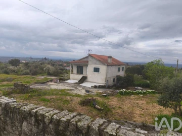Moradia T3 para Venda em Nelas
