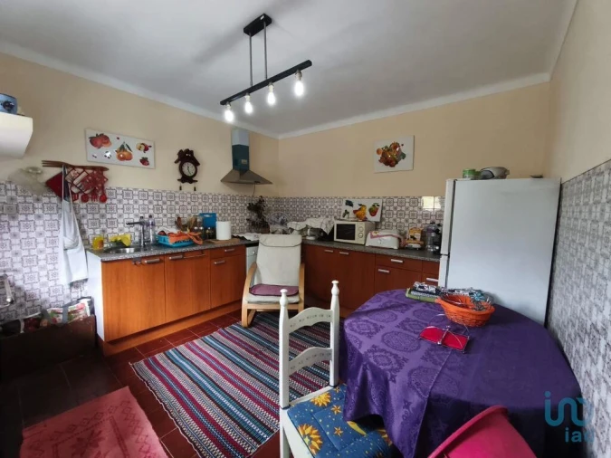 Moradia T3 para Venda em Nelas Foto 11