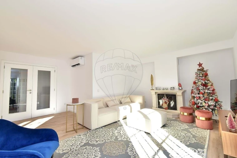 Moradia T4 para Venda em Cascais e Estoril Foto 13