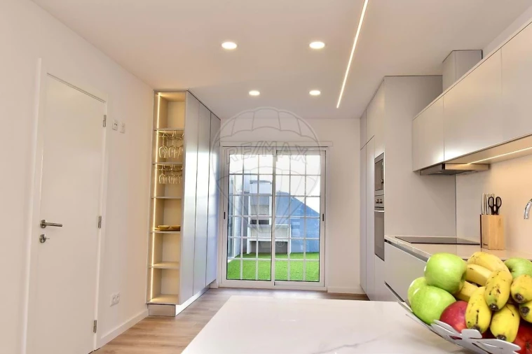 Moradia T4 para Venda em Cascais e Estoril Foto 8