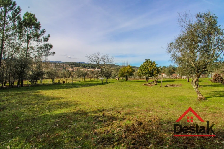 Quinta T0 para Venda em São Miguel do Outeiro e Sabugosa Foto 12