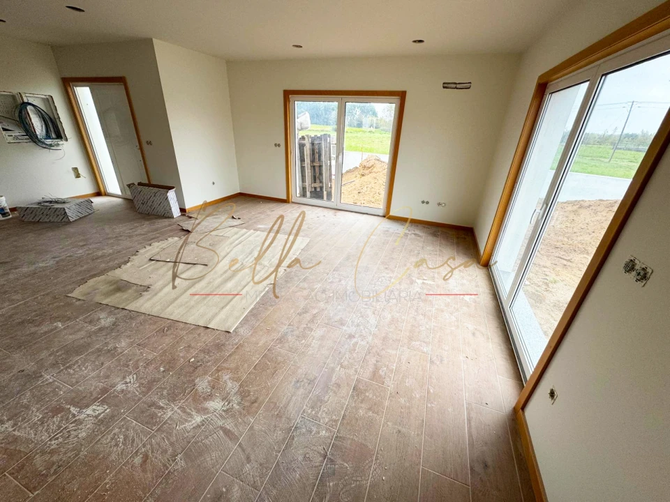 Moradia T4 para Venda em Bustos, Troviscal e Mamarrosa Foto 6