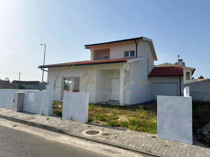 Moradia T4 para Venda em Bustos, Troviscal e Mamarrosa Foto 1