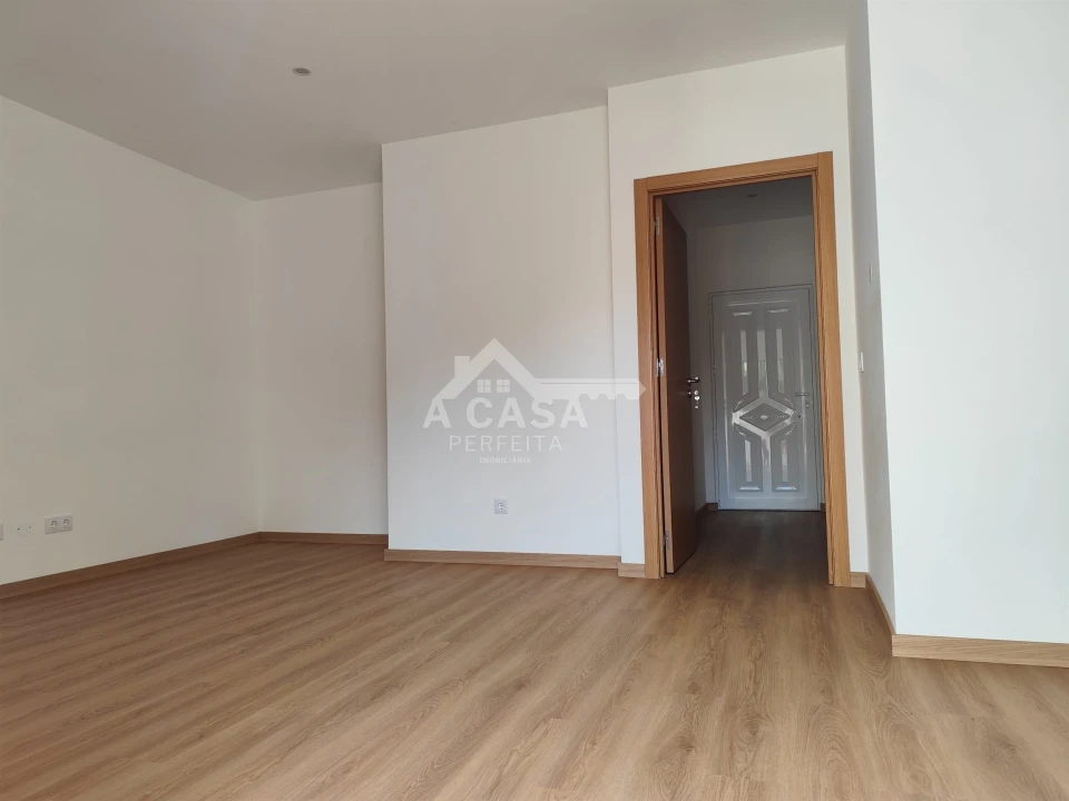 Moradia T2 para Venda em Ovar, São João, Arada e São Vicente de Pereira Jusã Foto 5