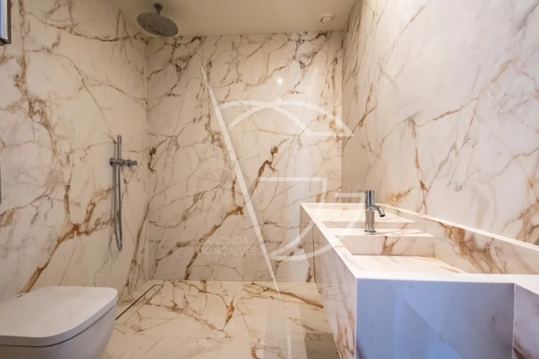 Moradia T4 para Venda em Água Longa Foto 29