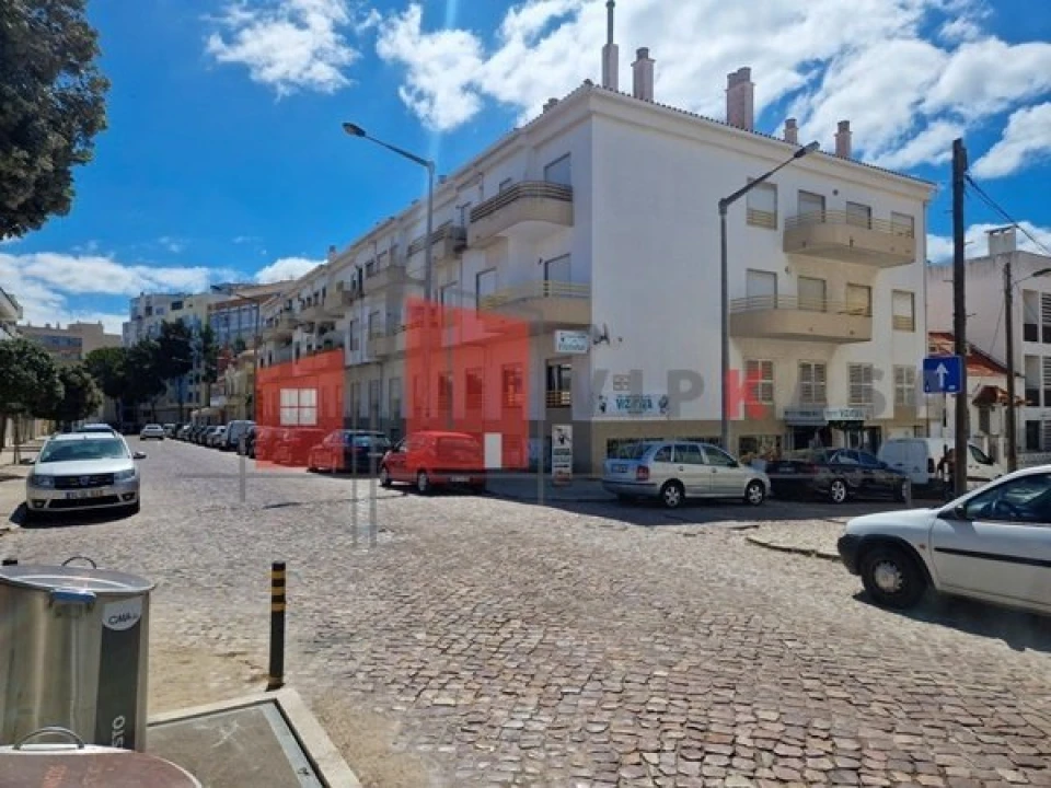 Apartamento T3 para Venda em Costa da Caparica Foto 2