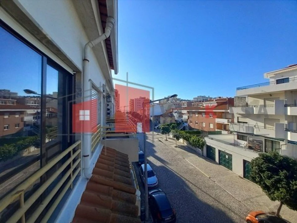 Apartamento T3 para Venda em Costa da Caparica Foto 5