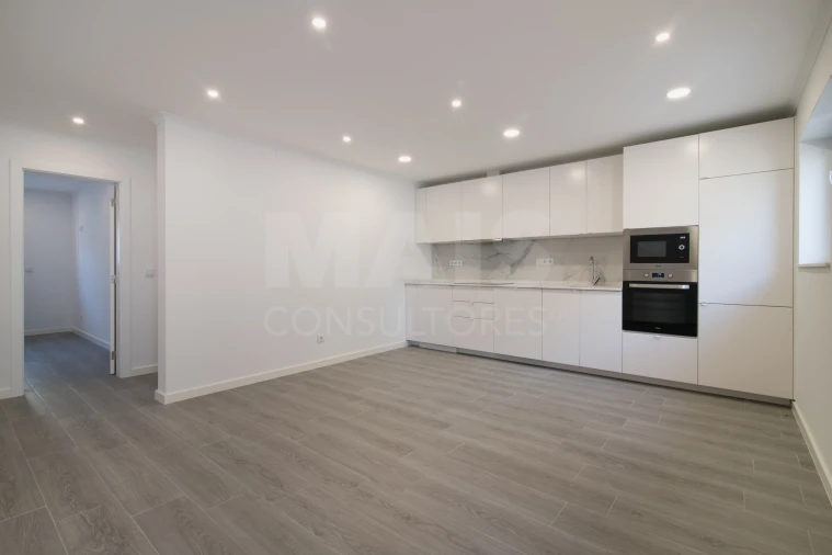 Moradia T7 para Venda em Carnaxide e Queijas Foto 5