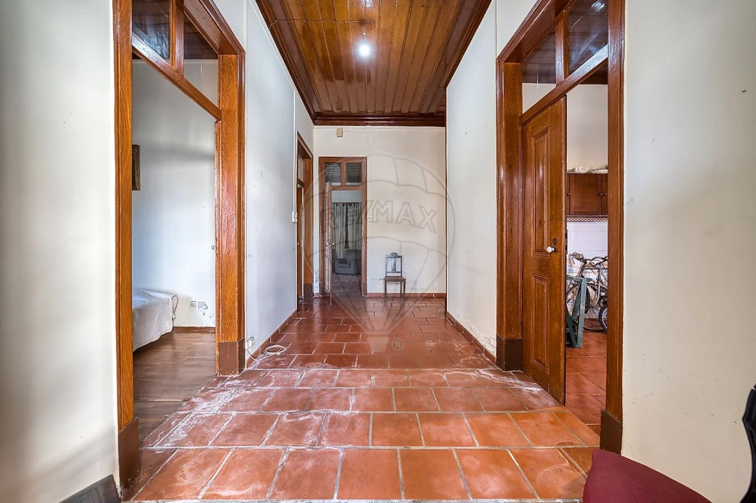 Moradia T8 para Venda em Alpiarça Foto 5