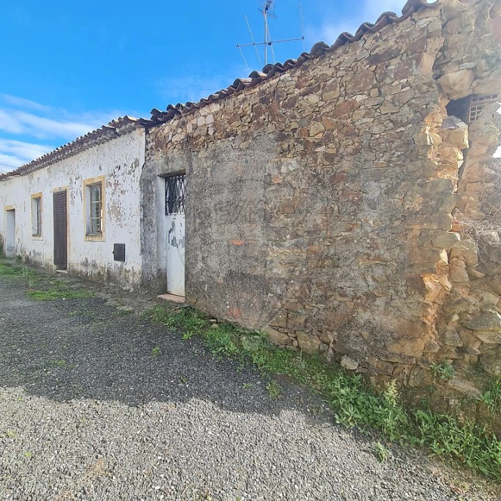 Moradia T6 para Venda em Envendos Foto 1